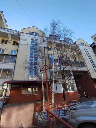 
   Продам 5-комнатную, 208.7 м², Партизанская ул

. Фото 1.