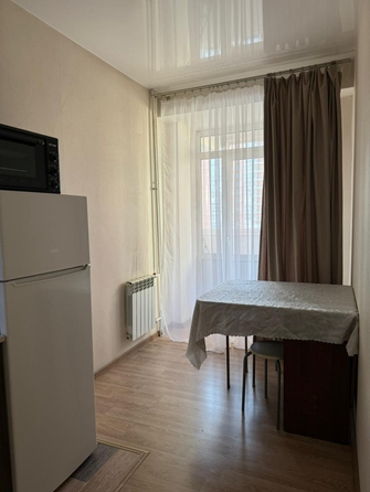 
  Сдается 1-комн. квартира, 36 м², Вампилова ул
. Фото 2.