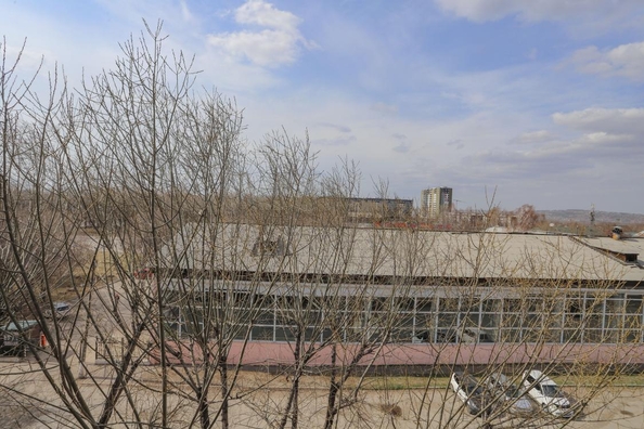 
  Продается 3-комн. квартира, 54 м², Просвещения ул, д. 36
. Фото 23.