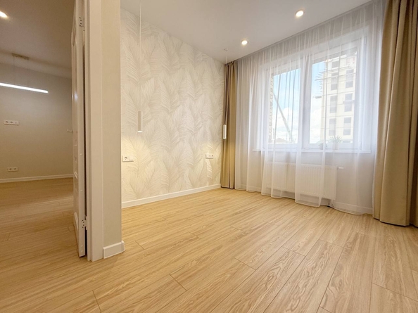 
  Продается 2-комн. квартира 40 м², в ЖК Квартал Стрижи, 3 очередь, дом 2. Фото 5.