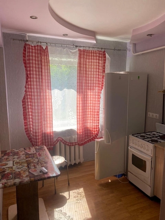 
  Продается 1-комн. квартира, 31 м², 15 мкр, д. 31а
. Фото 1.