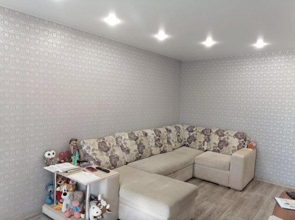 
  Продается 2-комн. квартира, 41 м², 73 кв-л, д. 17
. Фото 1.