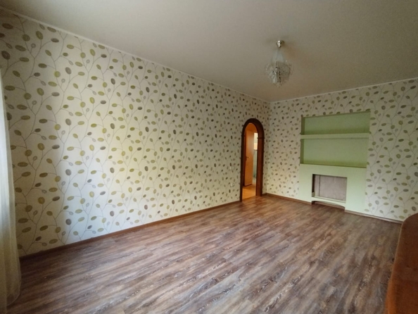 
  Продается 3-комн. квартира, 77 м², 80 кв-л, д. 6
. Фото 8.