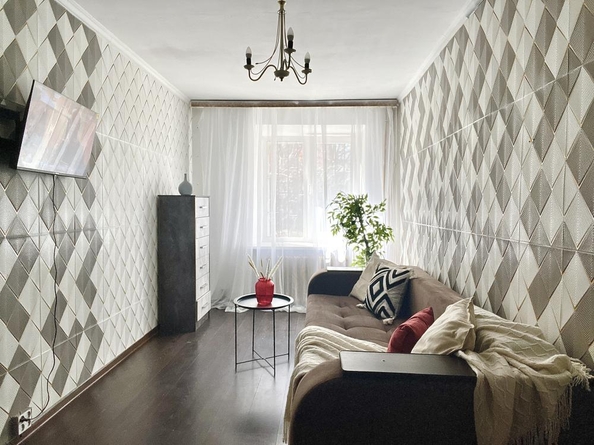 
  Продается 3-комн. квартира 56.7 м². Фото 1.