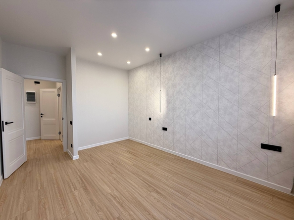 
  Продается 3-комн. квартира 63 м², в ЖК Квартал Стрижи, 3 очередь, дом 2. Фото 7.