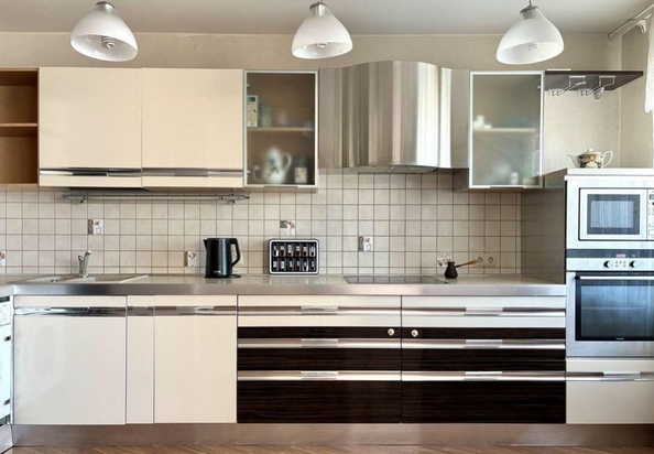 
  Продается 3-комн. квартира 72 м². Фото 1.