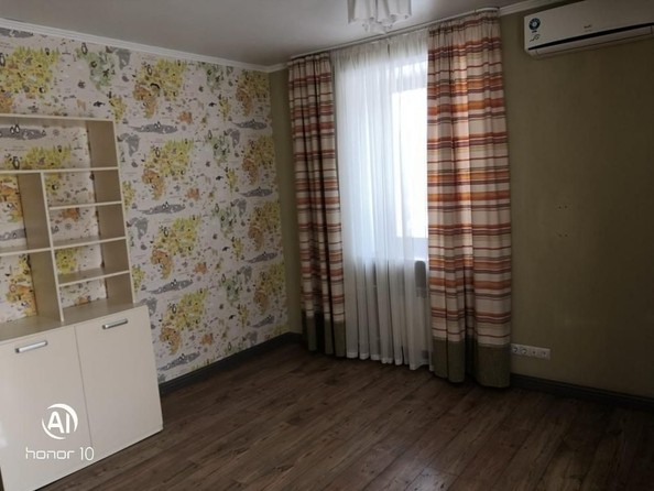 
   Продам 2-комнатную, 64 м², Дзержинского - Демьяна Бедного тер, 18

. Фото 14.