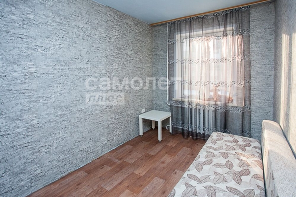 
   Продам 3-комнатную, 58.7 м², Гагарина тер, 142

. Фото 1.