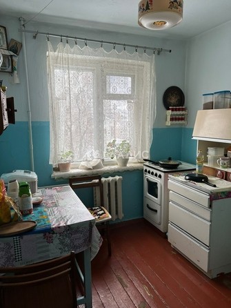 
   Продам 2-комнатную, 44.7 м², Сибиряков-Гвардейцев (2/3-Л) тер, 320

. Фото 1.