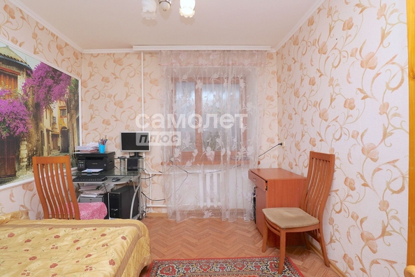 
   Продам 3-комнатную, 72.3 м², Радищева ул, 4

. Фото 2.