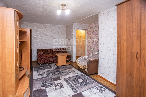 
   Продам 2-комнатную, 43.9 м², Шахтеров (Гравелит) тер, 49

. Фото 2.