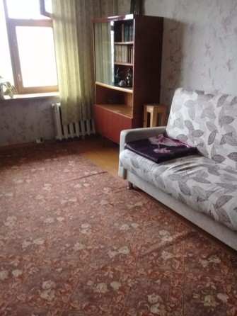 
   Продам 2-комнатную, 47.9 м², Гагарина ул, 148

. Фото 2.