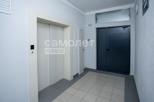 
   Продам 2-комнатную, 56 м², Веры Волошиной ул, кор.Б

. Фото 25.
