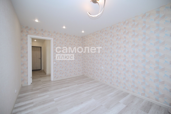 
   Продам 2-комнатную, 41 м², Сибиряков-Гвардейцев ул, 12

. Фото 10.