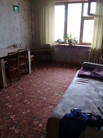 
   Продам 2-комнатную, 48 м², Гагарина ул, 148

. Фото 3.