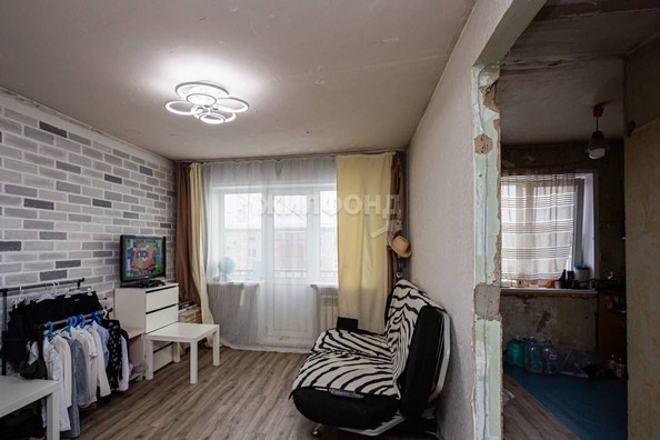 
   Продам 3-комнатную, 57.1 м², Мичурина (Куйбышевский р-н) ул, 17

. Фото 2.