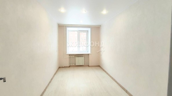 
   Продам 3-комнатную, 51.2 м², Дзержинского ул, 5

. Фото 4.