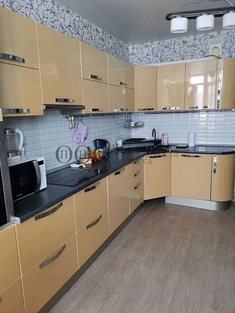 
   Продам 3-комнатную, 86.1 м², Космическая ул, 24а

. Фото 1.