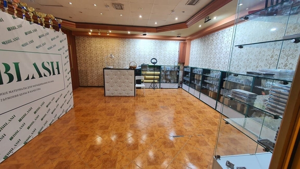 
  Продается торговая площадь, 42.5 м², Ленина пр-кт, д. кор.1
. Фото 4.