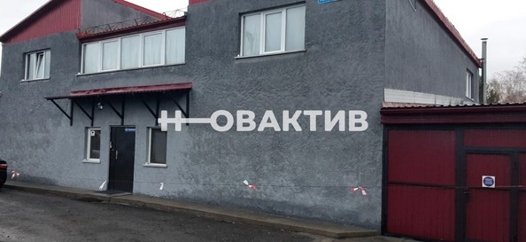 
   Продам помещение свободного назначения, 400 м², Плодопитомник ул, 45кв2

. Фото 1.