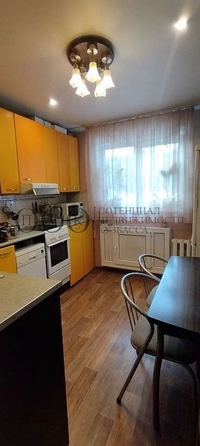 
   Продам 4-комнатную, 77.9 м², Институтская ул, 11

. Фото 4.