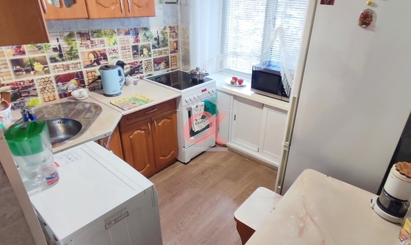 
  Продается 4-комн. квартира, 61.3 м², Сергея Тюленина ул, д. 1б
. Фото 10.
