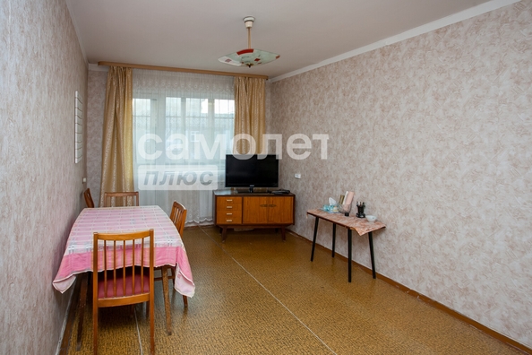 
  Продается 3-комн. квартира, 61.8 м², Красная ул, д. 12
. Фото 6.