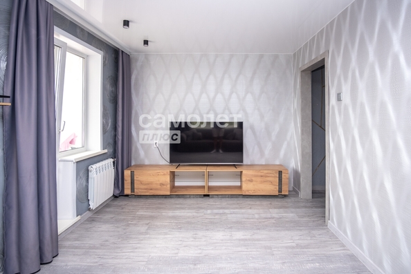 
  Продается 2-комн. квартира, 48.6 м², Шахтеров пр-кт, д. кор.А
. Фото 4.