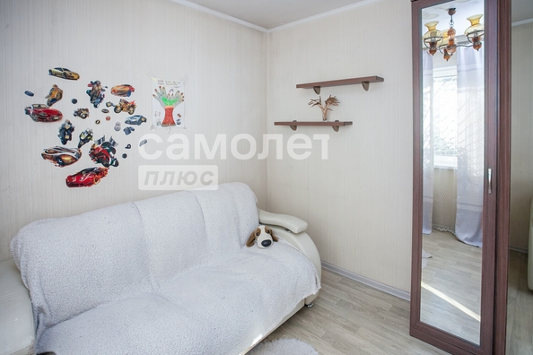 
   Продам 3-комнатную, 50 м², Ленина пр-кт, 133а

. Фото 4.