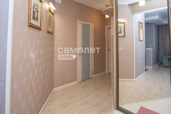 
   Продам 2-комнатную, 64.9 м², Осенний б-р, 4

. Фото 10.