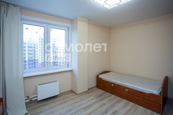 
   Продам 3-комнатную, 63.18 м², Строителей б-р, 69а

. Фото 15.