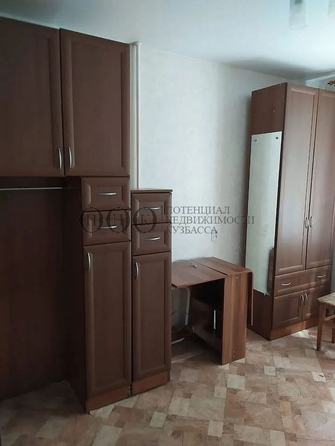 
   Продам 1-комнатную, 17 м², Дзержинского ул, 9а

. Фото 6.