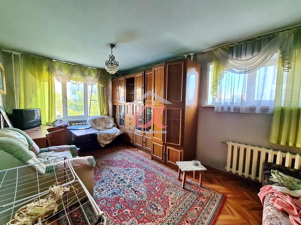 
   Продам 3-комнатную, 60 м², Химиков пр-кт, 25

. Фото 1.