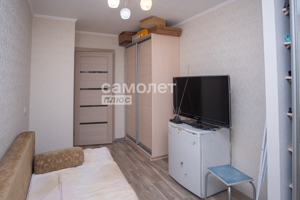 
   Продам 3-комнатную, 60 м², Юрия Смирнова ул, 6

. Фото 5.