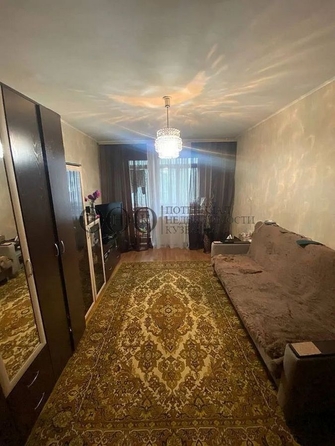 
   Продам 1-комнатную, 30.5 м², Инициативная ул, 34а

. Фото 1.