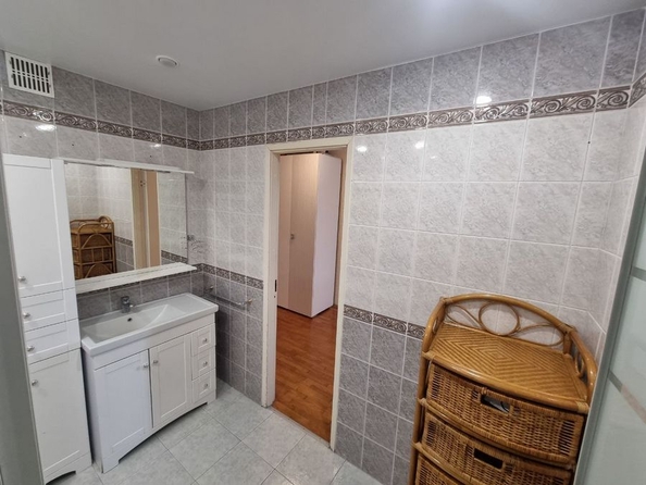 
   Продам 3-комнатную, 111.5 м², Кирова  ул, 131

. Фото 13.