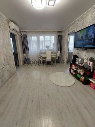 
   Продам 3-комнатную, 48 м², Ворошилова (Карат) тер, 4

. Фото 5.