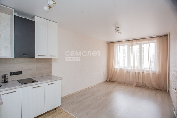 
   Продам 1-комнатную, 30 м², Ворошилова (Карат) тер, 17А

. Фото 9.