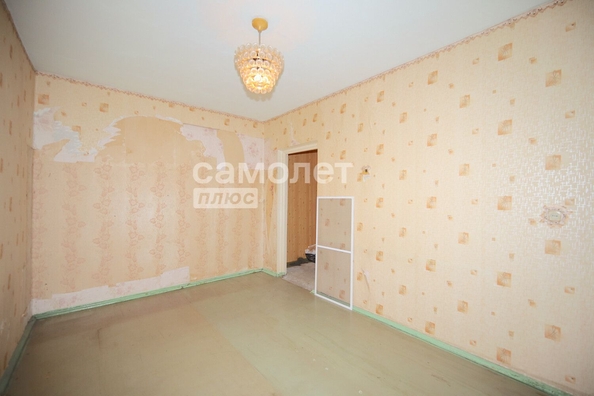 
   Продам 2-комнатную, 53.8 м², Строителей б-р, 40

. Фото 5.