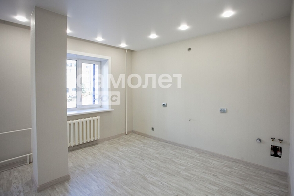 
   Продам 3-комнатную, 81.4 м², Шахтеров (Гравелит) тер, 119

. Фото 1.