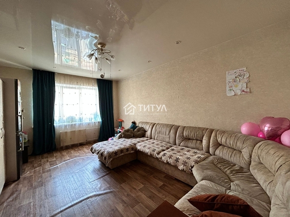 
   Продам 3-комнатную, 74 м², Шахтеров (Гравелит) тер, 72А

. Фото 3.