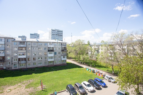 
   Продам 3-комнатную, 61.5 м², Ворошилова (Карат) тер, 11

. Фото 9.