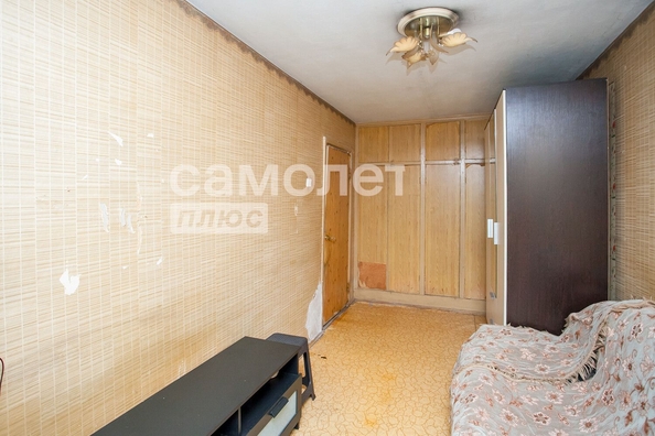 
   Продам 2-комнатную, 42.4 м², Сибиряков-Гвардейцев (2/3-Л) тер, 8

. Фото 3.