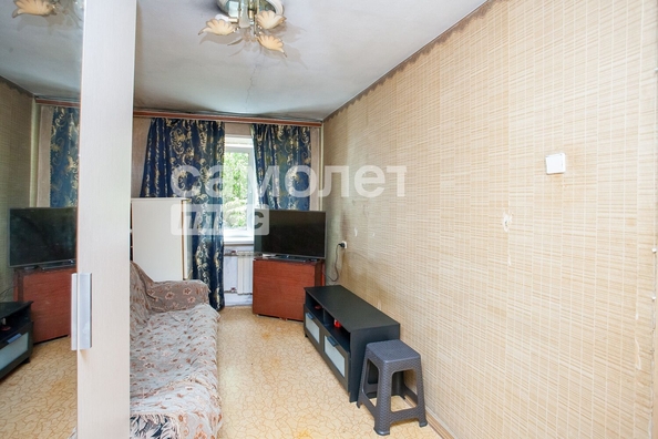 
   Продам 2-комнатную, 42.4 м², Сибиряков-Гвардейцев (2/3-Л) тер, 8

. Фото 5.