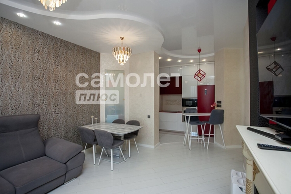 
   Продам 3-комнатную, 74.7 м², Марковцева (Аграрник) тер, 6

. Фото 1.