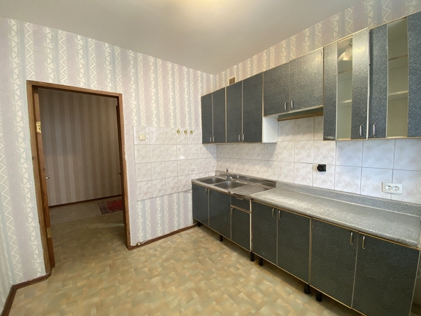 
   Продам 4-комнатную, 97.6 м², 

. Фото 4.