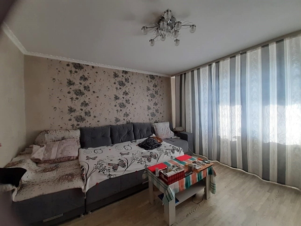 
   Продам 4-комнатную, 88 м², Весенняя ул, 15

. Фото 4.