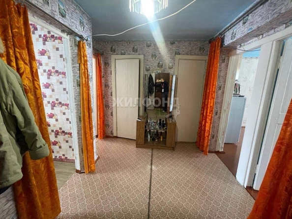 
   Продам 3-комнатную, 58.7 м², Дзержинского ул, 24

. Фото 3.