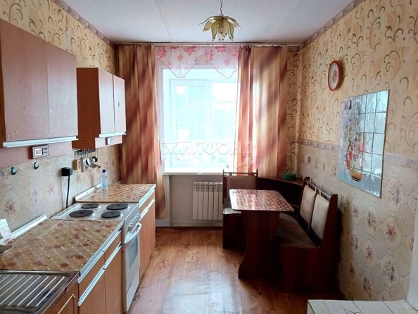 
   Продам 3-комнатную, 56.1 м², Октябрьская ул, 3

. Фото 1.