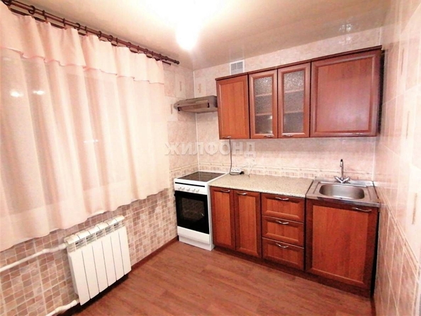 
   Продам 2-комнатную, 48 м², Победы ул, 42

. Фото 6.